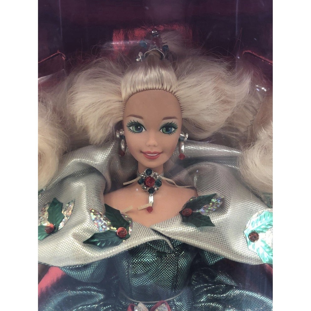 Vintage 1995 Barbie Happy Holidays Special Edition Doll Boxed Collectible‎ 14123